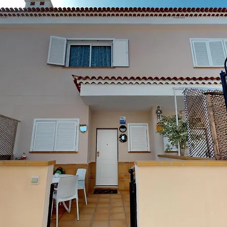 Bungalow Playa La Arena, Puerto De Santiago, Los Gigantes, Cozy Townhouse Casa de Férias